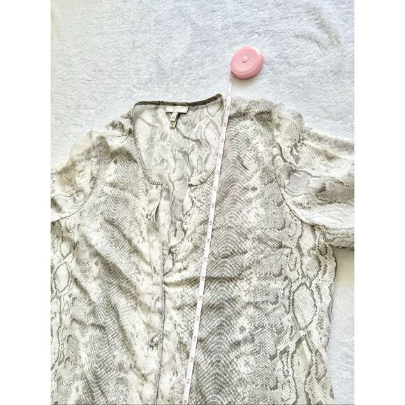 Joie snake print blouse size xs - Picture 7 of 10